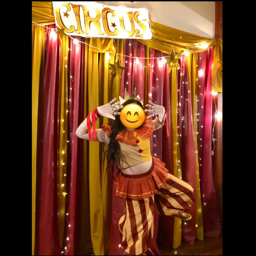 Sundrop Five Nights At Freddy’s costume fnaf small